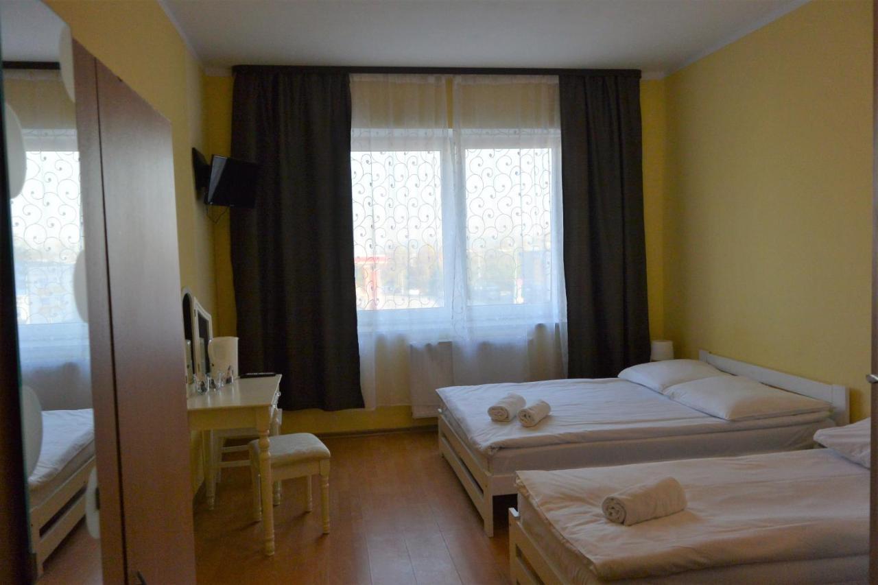 Hostel Dv Morski - Z Prywatnymi Lazienkami 格丁尼亚 外观 照片